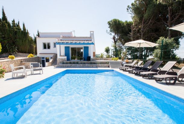Casa Azulino: Ferienhaus mit Pool