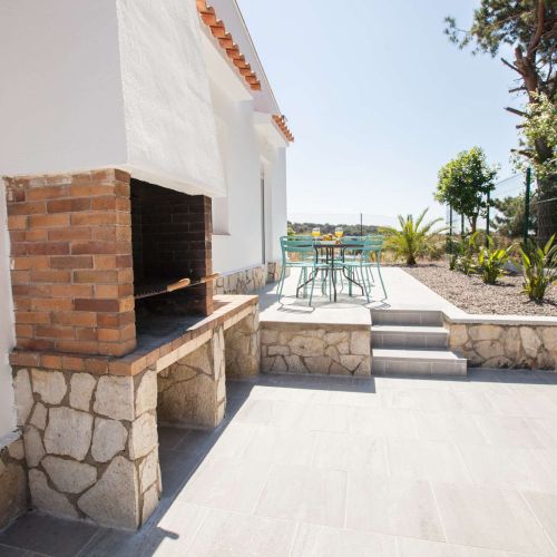 Your own barbecue area for Mediterranean barbecues