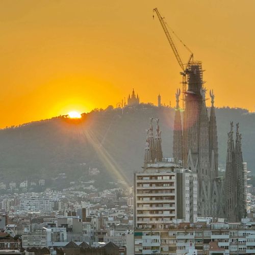 Admire the breathtaking skyline of Barcelona by day and night - just an hour away