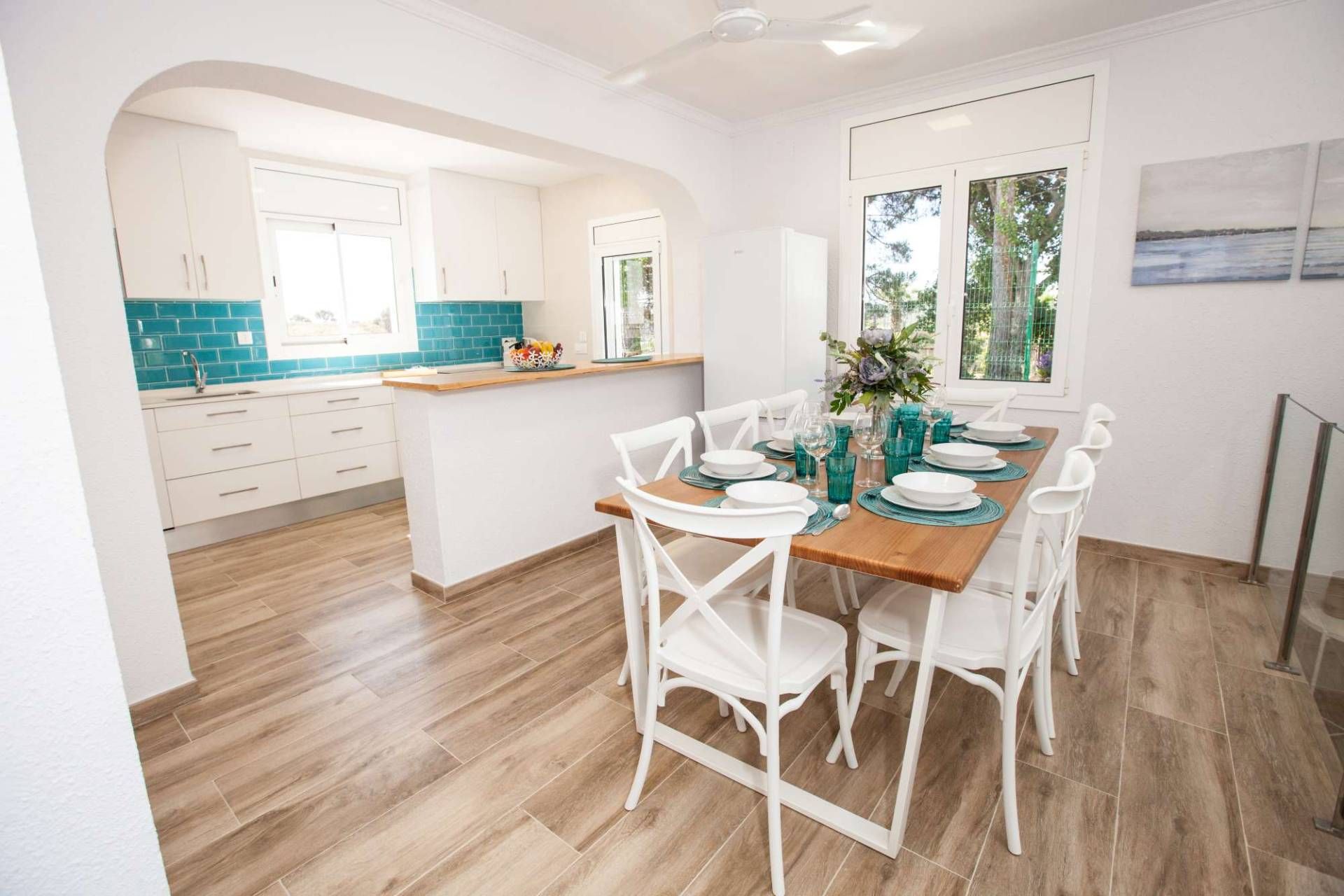 Dining area for 8 people